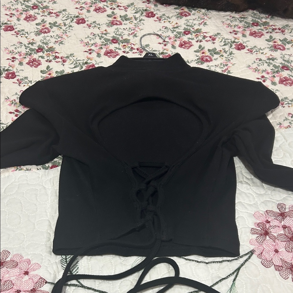 Killstar Black Long Sleeve Cropped Top with Pentagram Charm - Picture 2 of 3